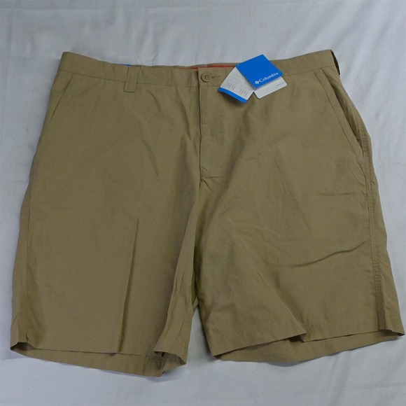 NEW‎ Columbia 40 x 10" Khaki 1491953 Washed Out Chino Shorts - Picture 1 of 5